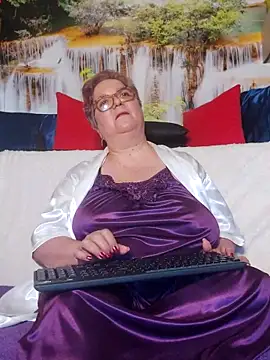 QueenPammy1 online show from 02/06/26, 08:07