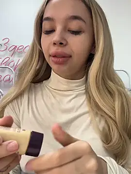 Snapshot of katyevance chatting on 02/10/26, 07:56 katyevance online show from 02/10/26, 07:56