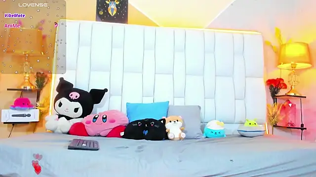 cherryboom23 online show from 11/18/25, 06:12