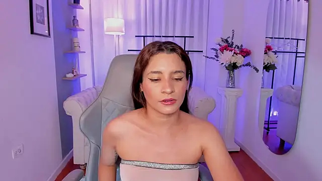 hanna mils online show from 07/16/26, 04:07