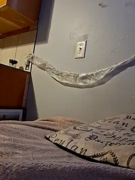 Demetricos online show from 10/09/25, 03:43