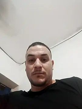 Snapshot of calfran chatting on 05/26/26, 03:57 calfran online show from 05/26/26, 03:57
