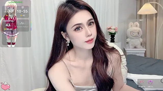 Snapshot of Alma_va chatting on 06/13/26, 03:21 Alma va online show from 06/13/26, 03:21
