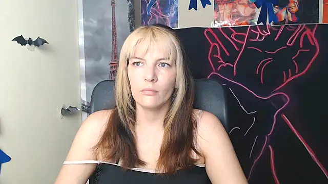 Snapshot of VanessaRey_ chatting on 06/21/26, 06:38 VanessaRey online show from 06/21/26, 06:38