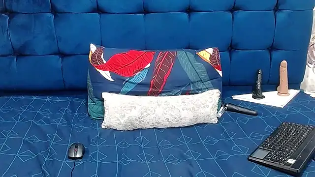 AriesCake online show from 02/25/26, 10:14