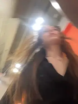 MilaBee online show from 03/15/26, 11:27