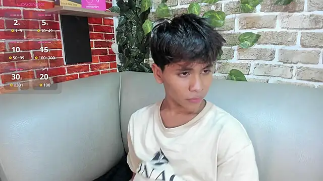 Ethan Westt online show from 03/26/26, 09:31