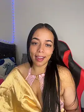 Snapshot of Deepika_padukoneNisha chatting on 05/28/26, 06:27 Deepika padukoneNisha online show from 05/28/26, 06:27