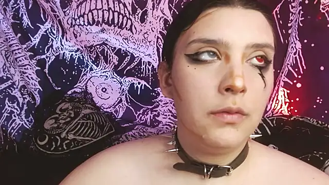 mikaskullcs online show from 11/14/25, 09:24