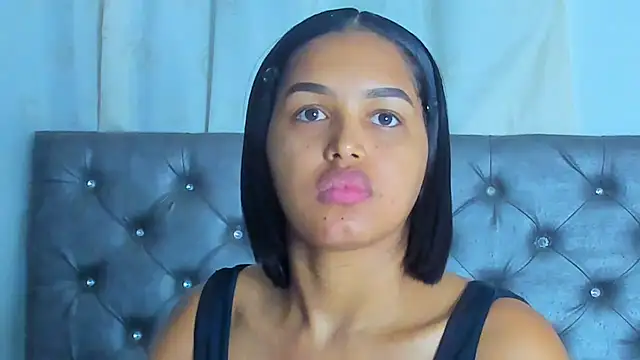 Snapshot of NikkiStarrr chatting on 10/12/25, 11:20 NikkiStarrr online show from 10/12/25, 11:20