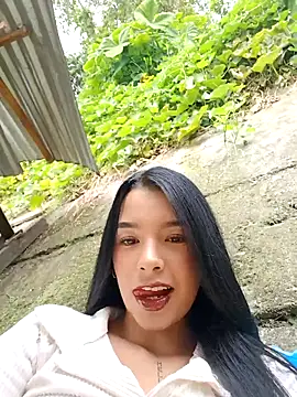 adrianagilton online show from 09/08/25, 02:27