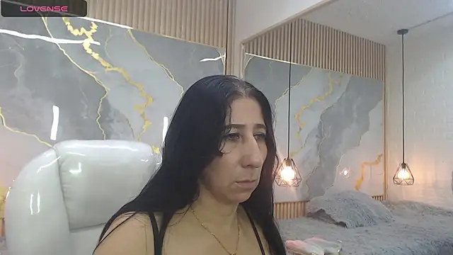 nei girl online show from 09/12/25, 11:10