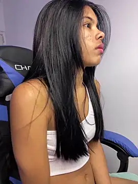Snapshot of taimara_1 chatting on 03/21/25, 08:29 taimara 1 online show from 03/21/25, 08:29