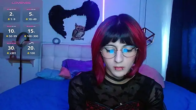 goth minerva online show from 09/25/25, 01:59