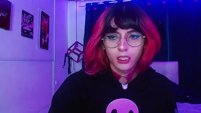 goth minerva online show from 11/04/25, 01:21