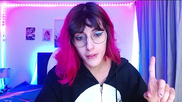 goth minerva online show from 11/26/25, 01:23