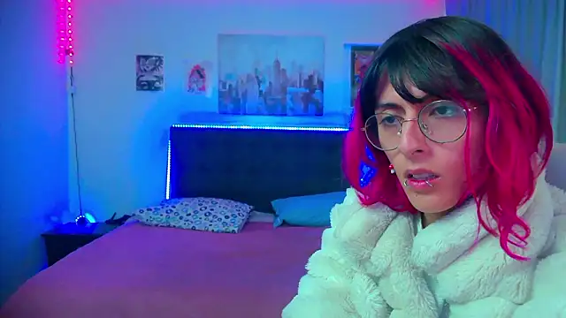 goth minerva online show from 02/17/26, 01:51