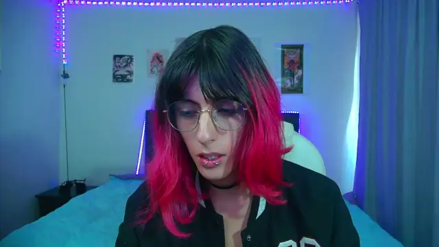 goth minerva online show from 04/01/26, 01:52