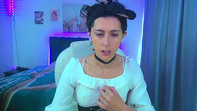 Snapshot of goth_minerva chatting on 06/26/26, 01:37 goth minerva online show from 06/26/26, 01:37
