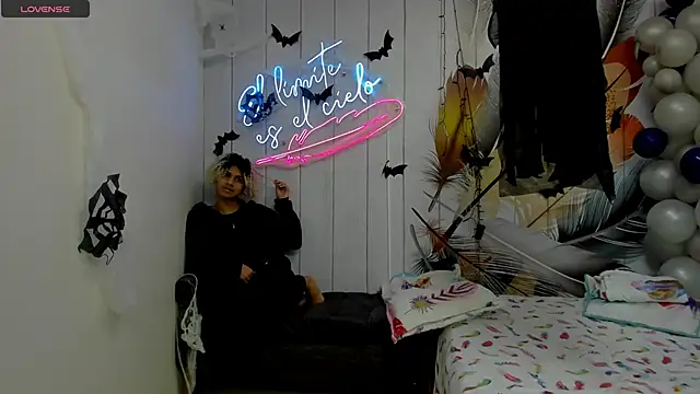 Meneaterss online show from 10/16/25, 10:05