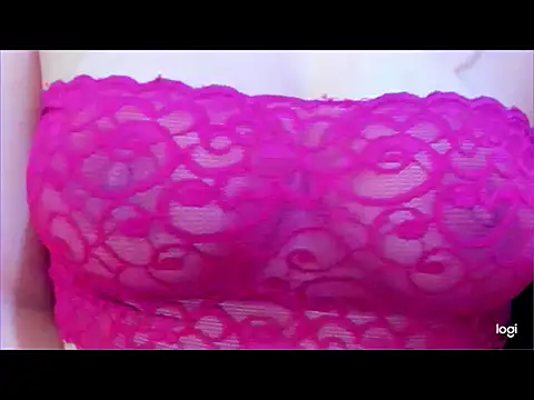 Snapshot of SammyDirtySlut chatting on 10/29/25, 03:42 SammyDirtySlut online show from 10/29/25, 03:42