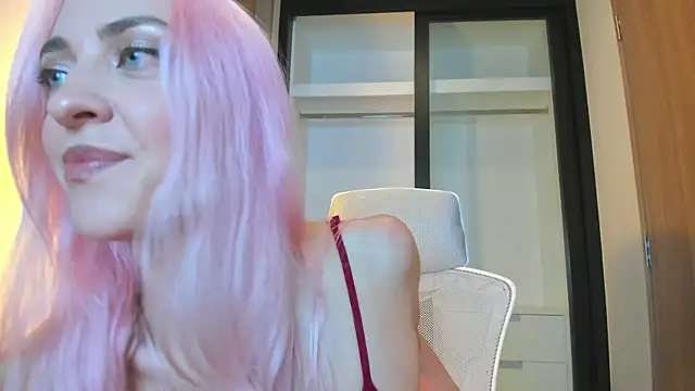  Miss Valentina  online show from 01/18/26, 03:27