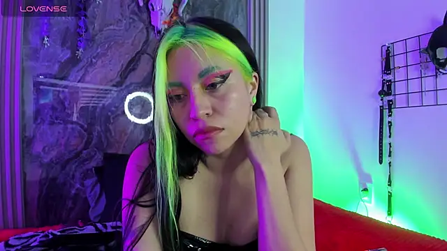 Snapshot of midory_ chatting on 09/14/25, 03:16 midory  online show from 09/14/25, 03:16