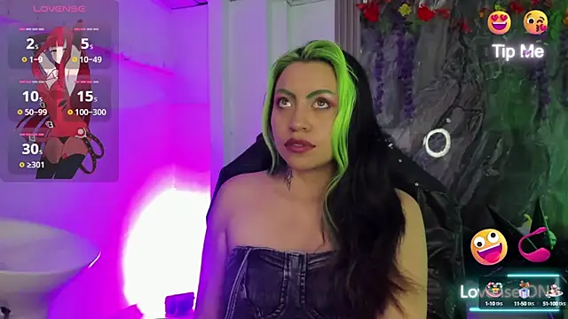 Snapshot of midory_ chatting on 10/11/25, 03:39 midory  online show from 10/11/25, 03:39