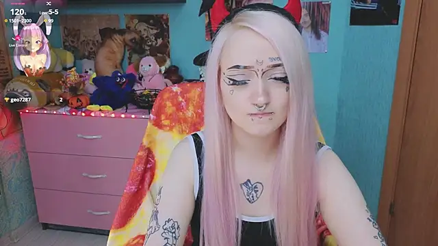 Snapshot of Manuela_unicorn chatting on 10/27/25, 07:34 Manuela unicorn online show from 10/27/25, 07:34