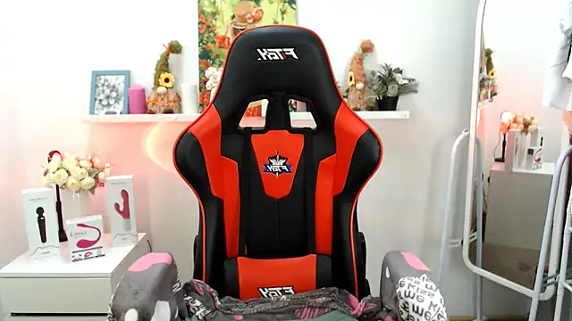 Lucky Lana online show from 04/17/26, 02:25