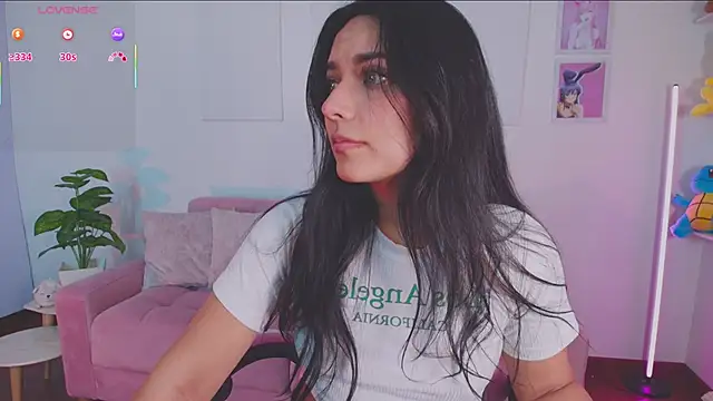 ariana bae  online show from 10/14/25, 02:56