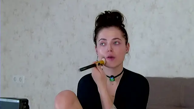 AshleyD  online show from 04/02/26, 03:04