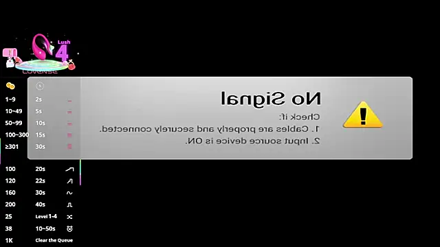 Snapshot of LuxSopphia chatting on 06/18/26, 12:42 LuxSopphia online show from 06/18/26, 12:42