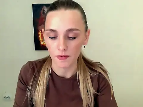 Doll Angelina online show from 10/04/25, 05:49