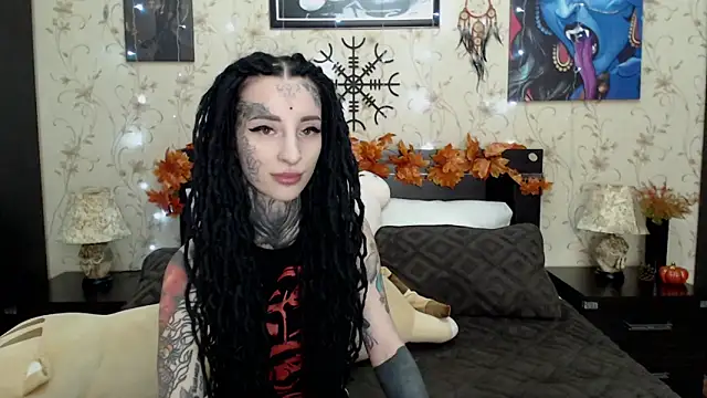 Velvetbat online show from 10/24/25, 06:54
