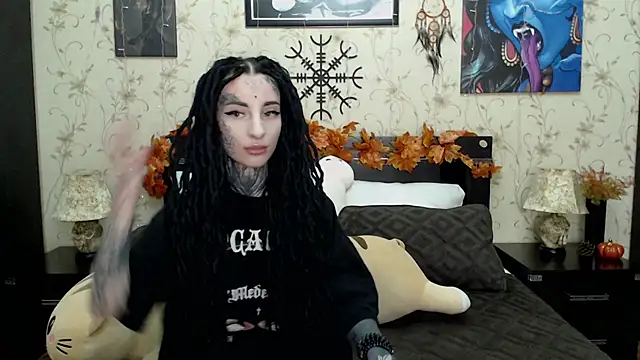 Velvetbat online show from 10/28/25, 07:45