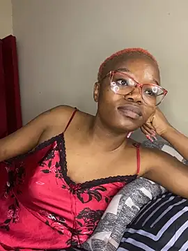 YummyMelanin117 online show from 09/28/25, 09:20