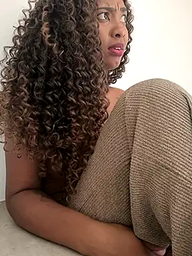 Angel tammy online show from 11/07/25, 01:44