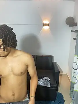 Snapshot of samxx_muscle chatting on 04/26/26, 03:10 samxx muscle online show from 04/26/26, 03:10