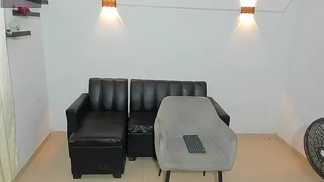 Snapshot of samxx_muscle chatting on 05/29/26, 05:33 samxx muscle online show from 05/29/26, 05:33