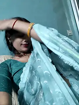 Eshwari Chopra online show from 11/12/25, 01:17