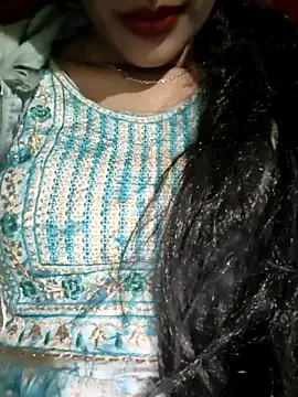 Eshwari Chopra online show from 12/15/25, 03:27