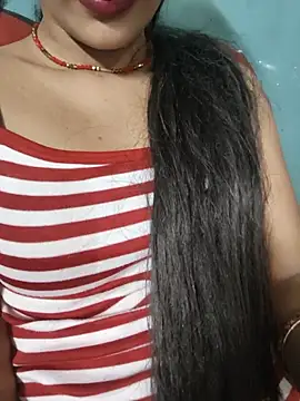 Snapshot of Eshwari_Chopra chatting on 05/24/26, 05:29 Eshwari Chopra online show from 05/24/26, 05:29