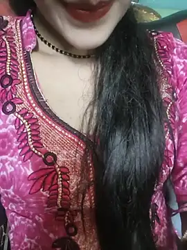 Snapshot of Eshwari_Chopra chatting on 06/10/26, 04:28 Eshwari Chopra online show from 06/10/26, 04:28