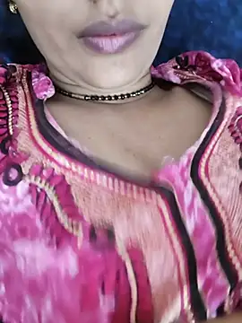 Snapshot of Eshwari_Chopra chatting on 06/21/26, 12:52 Eshwari Chopra online show from 06/21/26, 12:52