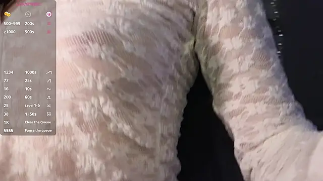 Ella lee15 online show from 12/18/25, 03:56