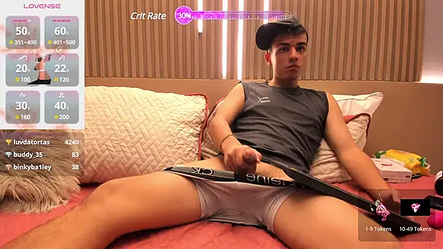 Snapshot of Hotboy21_ chatting on 03/21/25, 04:18 Hotboy21 online show from 03/21/25, 04:18
