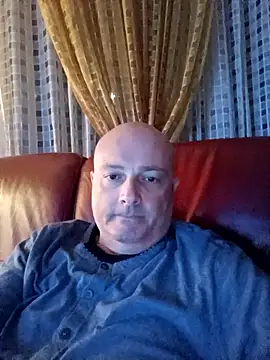 Alexis Bull online show from 11/10/25, 12:31