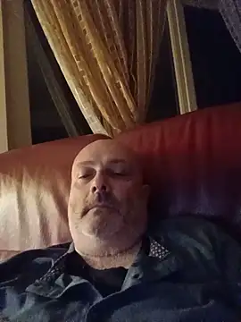 Snapshot of Alexis_Bull chatting on 05/16/26, 12:40 Alexis Bull online show from 05/16/26, 12:40