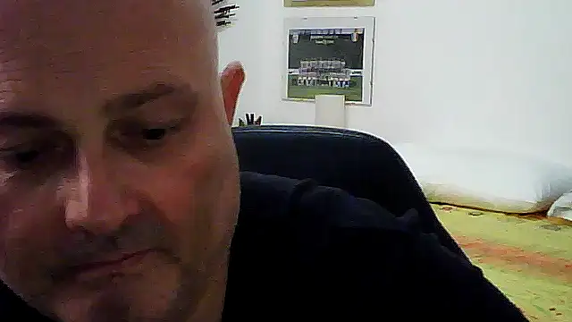 Snapshot of Alexis_Bull chatting on 05/25/26, 02:45 Alexis Bull online show from 05/25/26, 02:45